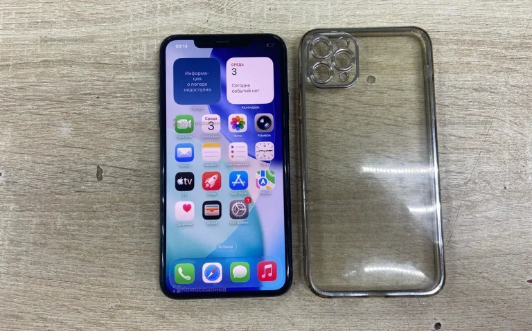 Apple iPhone 11 Pro Max 4/64 ГБ