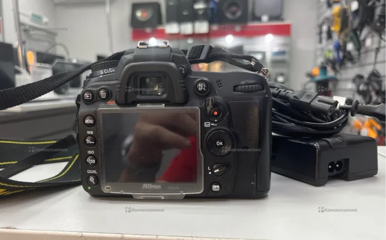 Фотоаппарат Nikon D7000 с объективом Tamron 70/300
