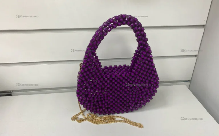 Сумка женская из бусин  фиолетовая