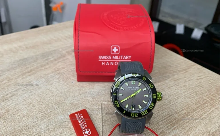 Часы  Swiss Military Hanowa