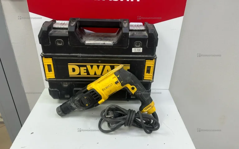 Перфоратор dewalt D25133 800Вт