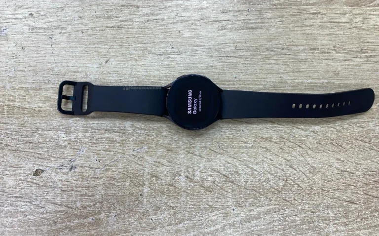 Часы Samsung Galaxy Watch 6 44mm