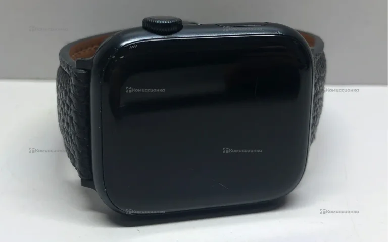 Часы  Apple Watch 7 45 mm