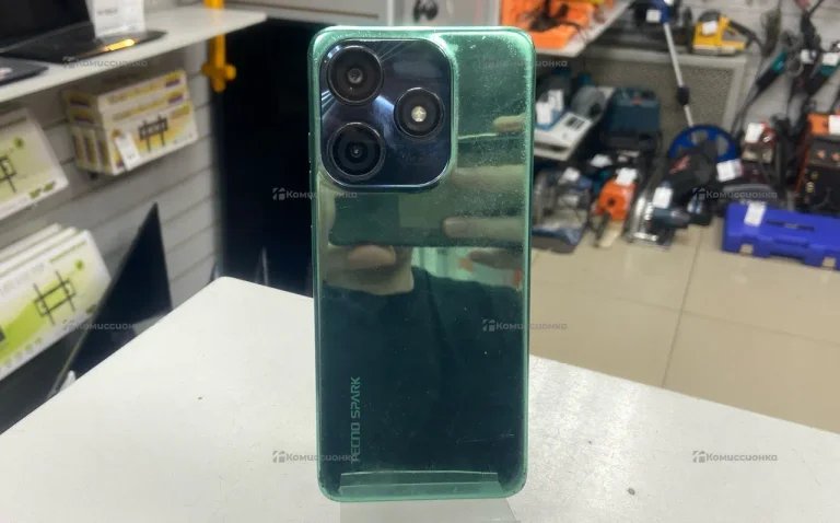 Tecno Spark 10C 4/64 ГБ