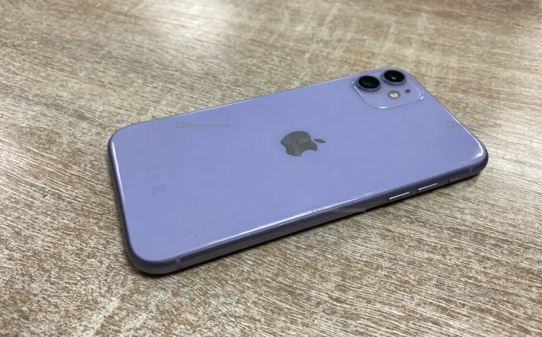 Apple iPhone 11 4/128 ГБ