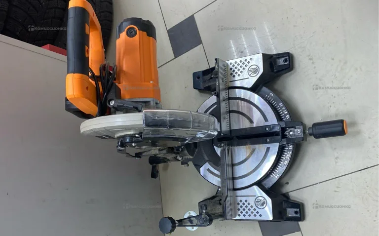 Торцовочная пила ВИХРЬ ПТ-255Л