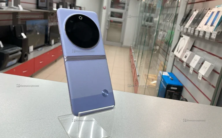 Tecno Phantom V Flip 8/256 ГБ