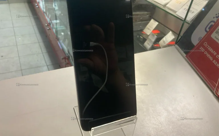 Infinix Hot 30i 8/128 ГБ