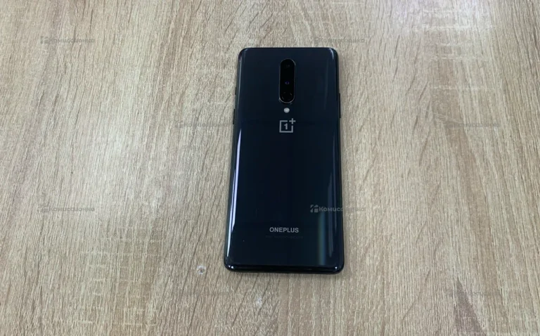OnePlus 8 8/128 ГБ