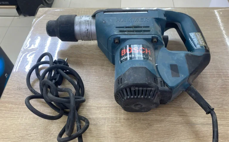перфоратор Bosch drill-32