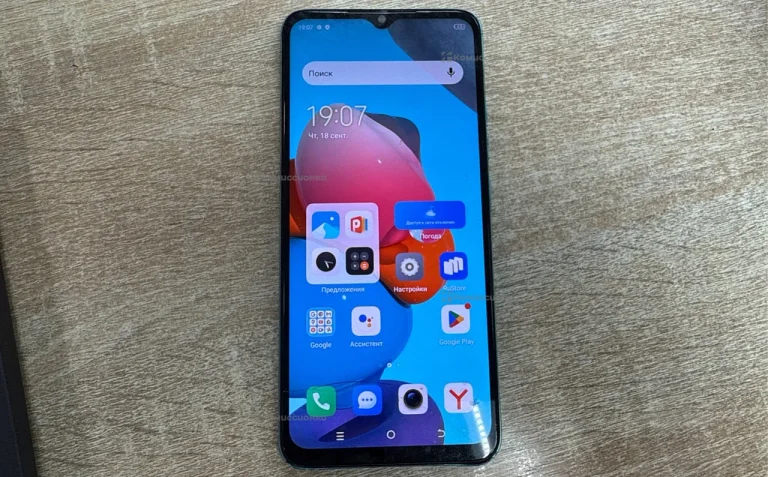 Tecno Spark Go 2023 4/64 ГБ