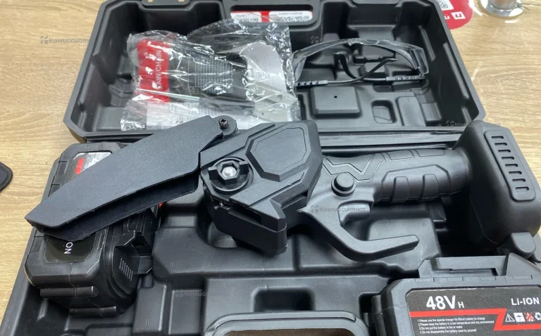 Пила садовая аккумуляторная