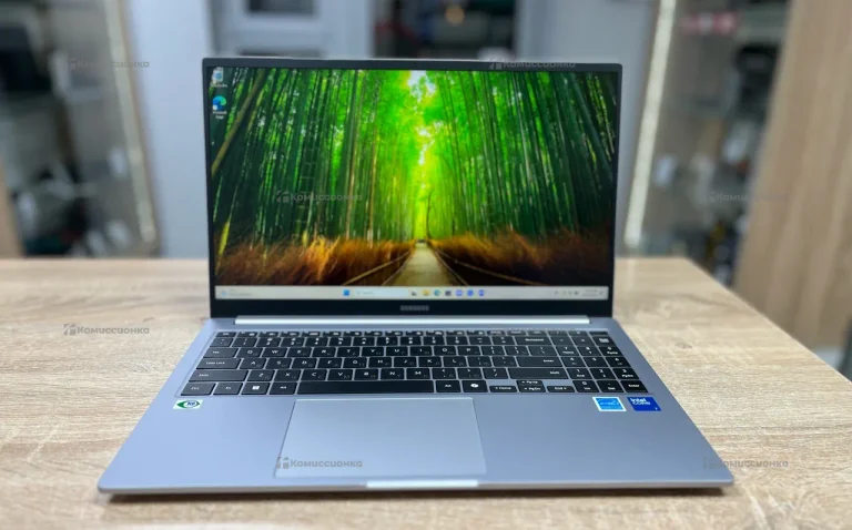 Ноутбук Samsung Galaxy Book 4