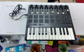 Миди-клавиатура Reloop keypad