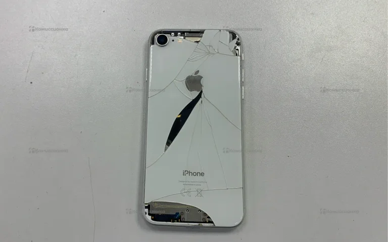 Apple iPhone 8 2/64 ГБ