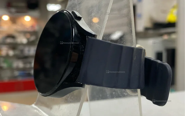 Часы  Samsung Watch 4
