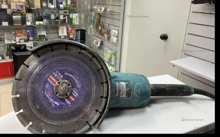 УШМ Makita ga9020