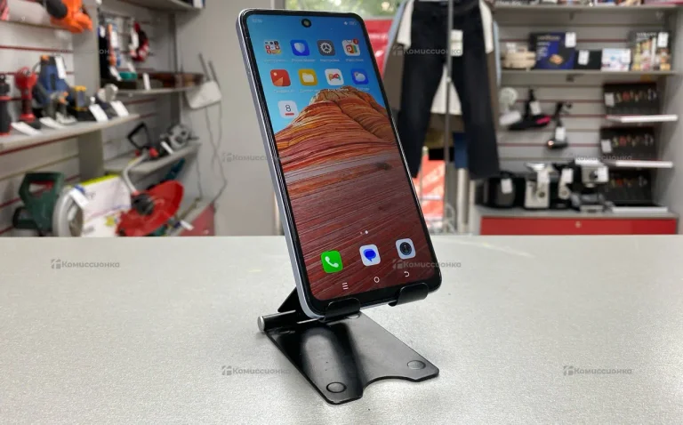 Tecno Spark Go 2024 3/64 Гб