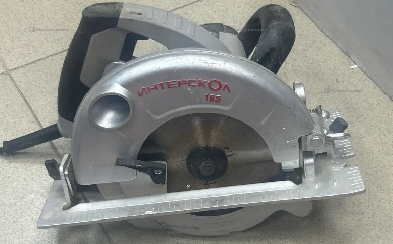 Дисковая пила Интерскол ДП-165/1200