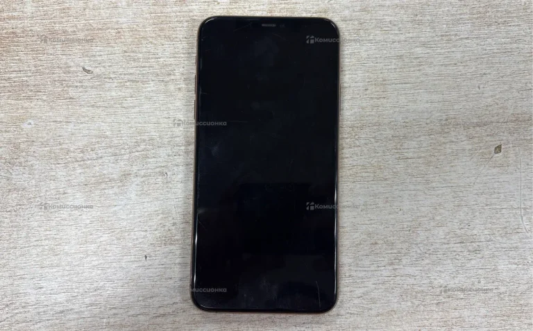 Apple iPhone 11 Pro Max 4/64 ГБ