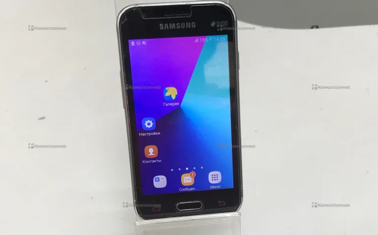 Samsung Galaxy J1 0/4 ГБ