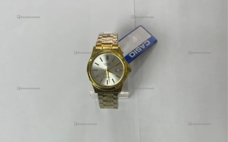 Часы  Casio