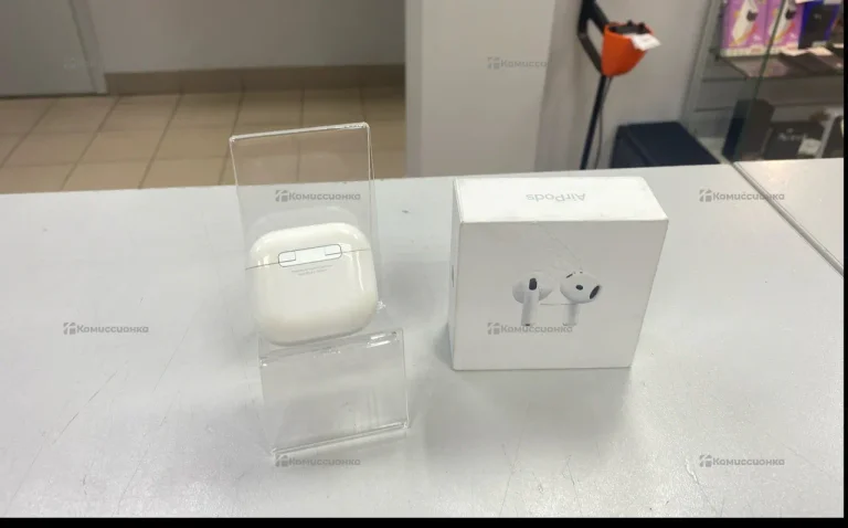 Наушники Apple AirPods 4