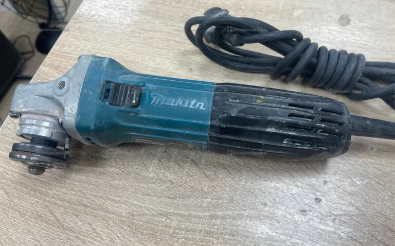 Ушм Makita ga5030R