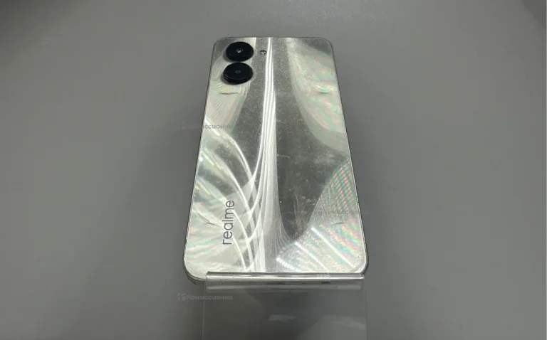Realme C33 4/128 ГБ