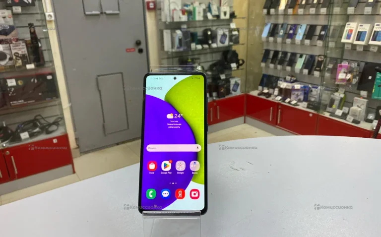 Samsung Galaxy A52 4/128 ГБ.