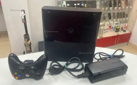 Приставка Xbox 360 E.