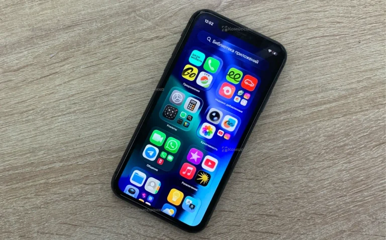 Apple iPhone 11 4/64 ГБ