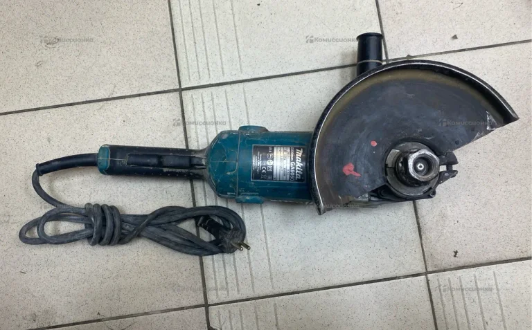 УШМ makita GA9050