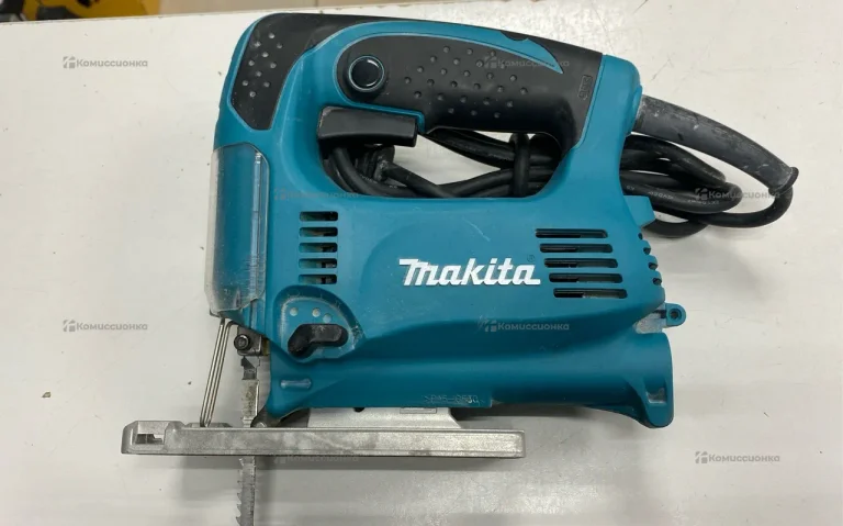 Электролобзик makita 4329