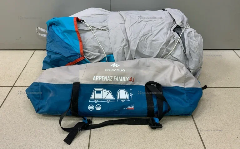 Палатка 4-х местная Quechua arpenaz family 4.1