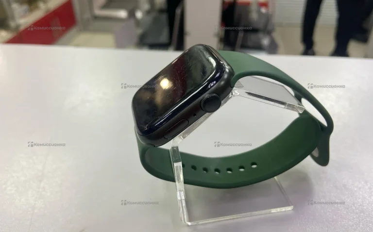 Часы Apple Watch 7 45mm
