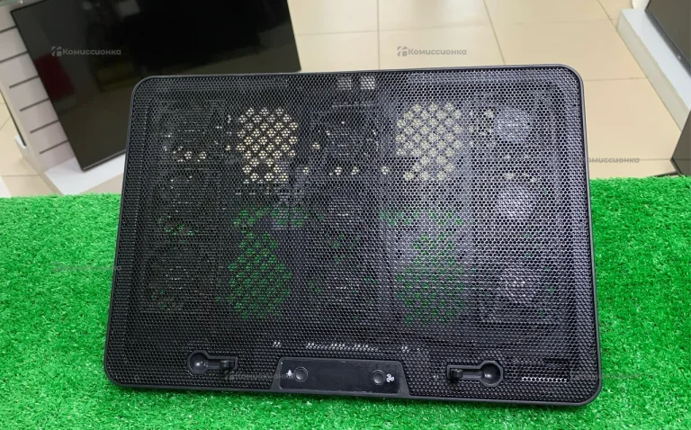 Подставка под ноутбук