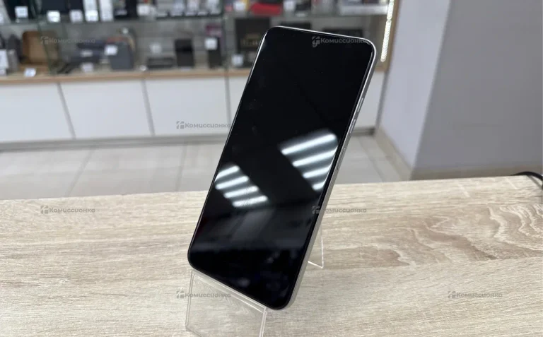 Tecno Spark Go 1 3/64Gb