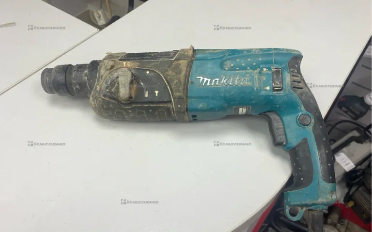 перфаратор makita HR2470