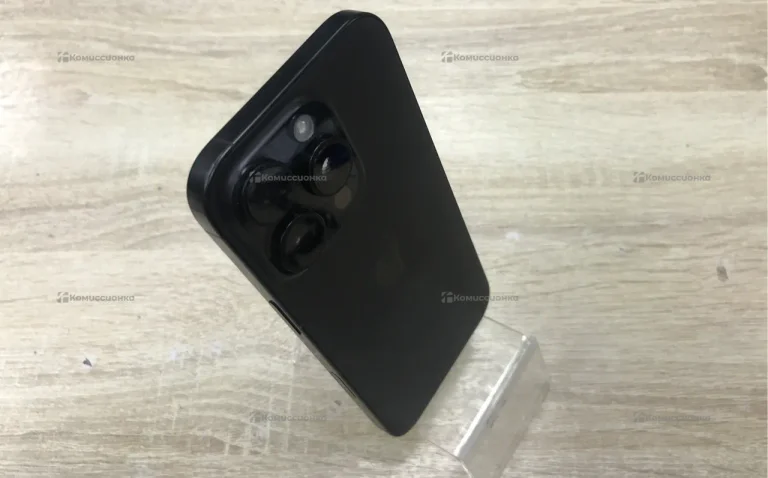 Apple iPhone 16 Pro 8/128 ГБ