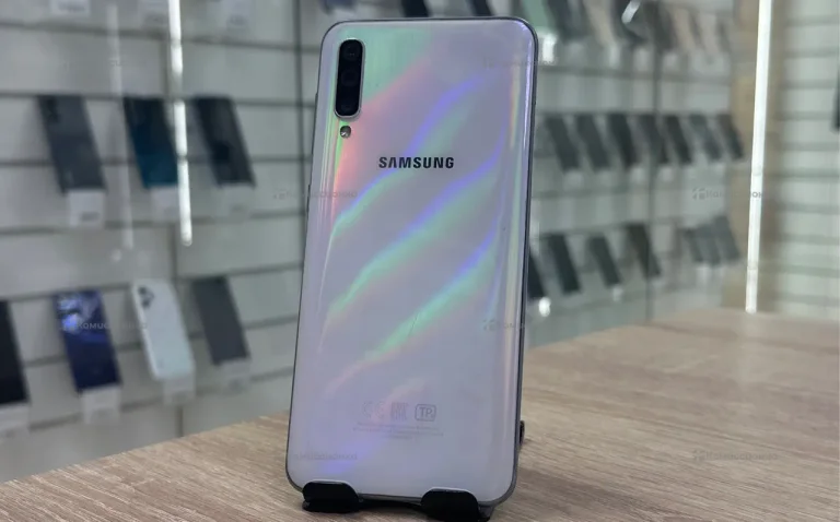 Samsung Galaxy A50 4/64 ГБ