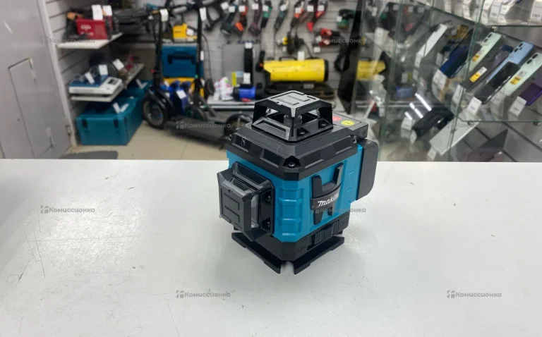 Лазерный уровень Makita 16D Green Laser
