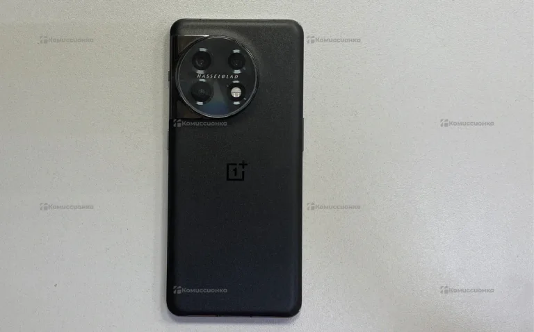 OnePlus 11 16/256 ГБ