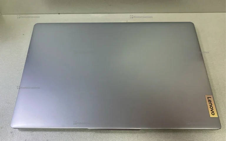 Ноутбук Lenovo Ideapad Slim 3 15IAH8