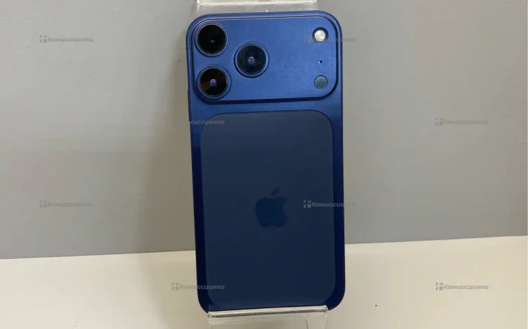 Apple iPhone 11 4/64 ГБ в корпусе 17 IPhone