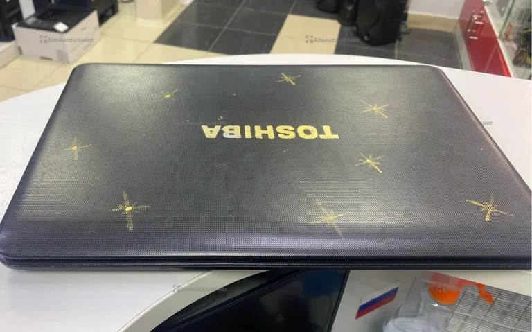 Ноутбук Toshiba celeron dual core /3gb/128gb