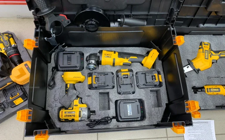 Dewalt Набор Инструментов 9 в 1 Реплика