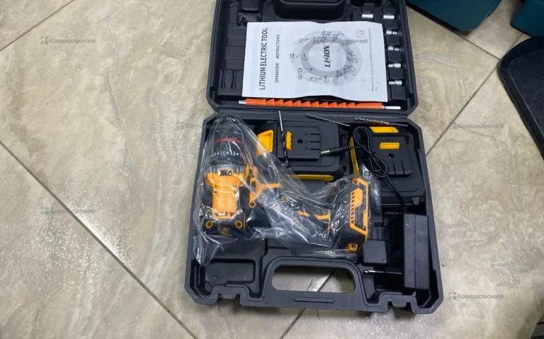 Шуруповерт Dewalt б/щ