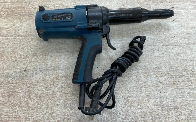 Заклепочник TAC-500A