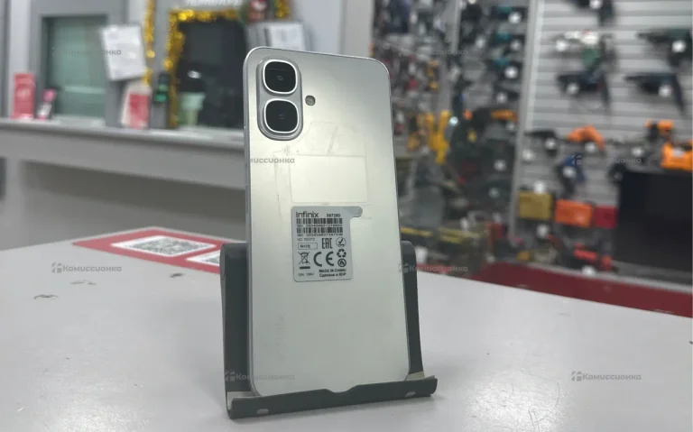 Infinix SMART 10 3/64 ГБ